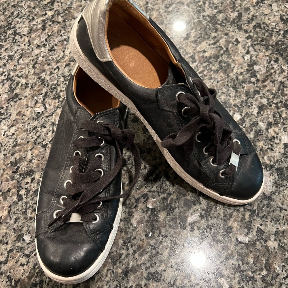 UGG Black and Silver Athletic Shoes